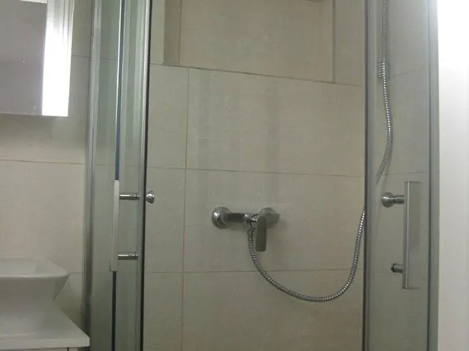 Paula - One Bedroom With Terrace 3 *