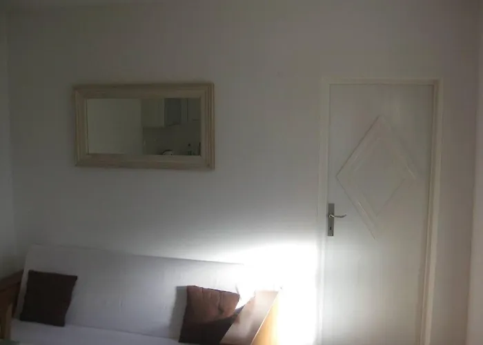 Paula - One Bedroom With Terrace 3 * Jezera