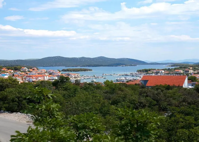 Paula - One Bedroom With Terrace 3